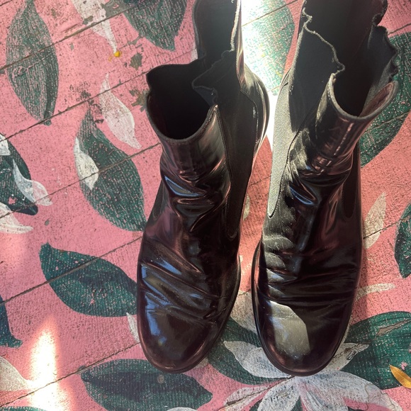 Todd’s Leather Ankle Boots - Picture 2 of 5